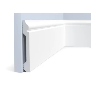 Плинтус Hiwood B136 136*18*2000 мм